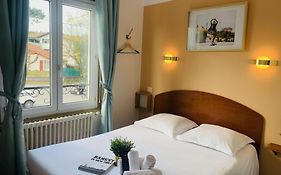Hotel Fine