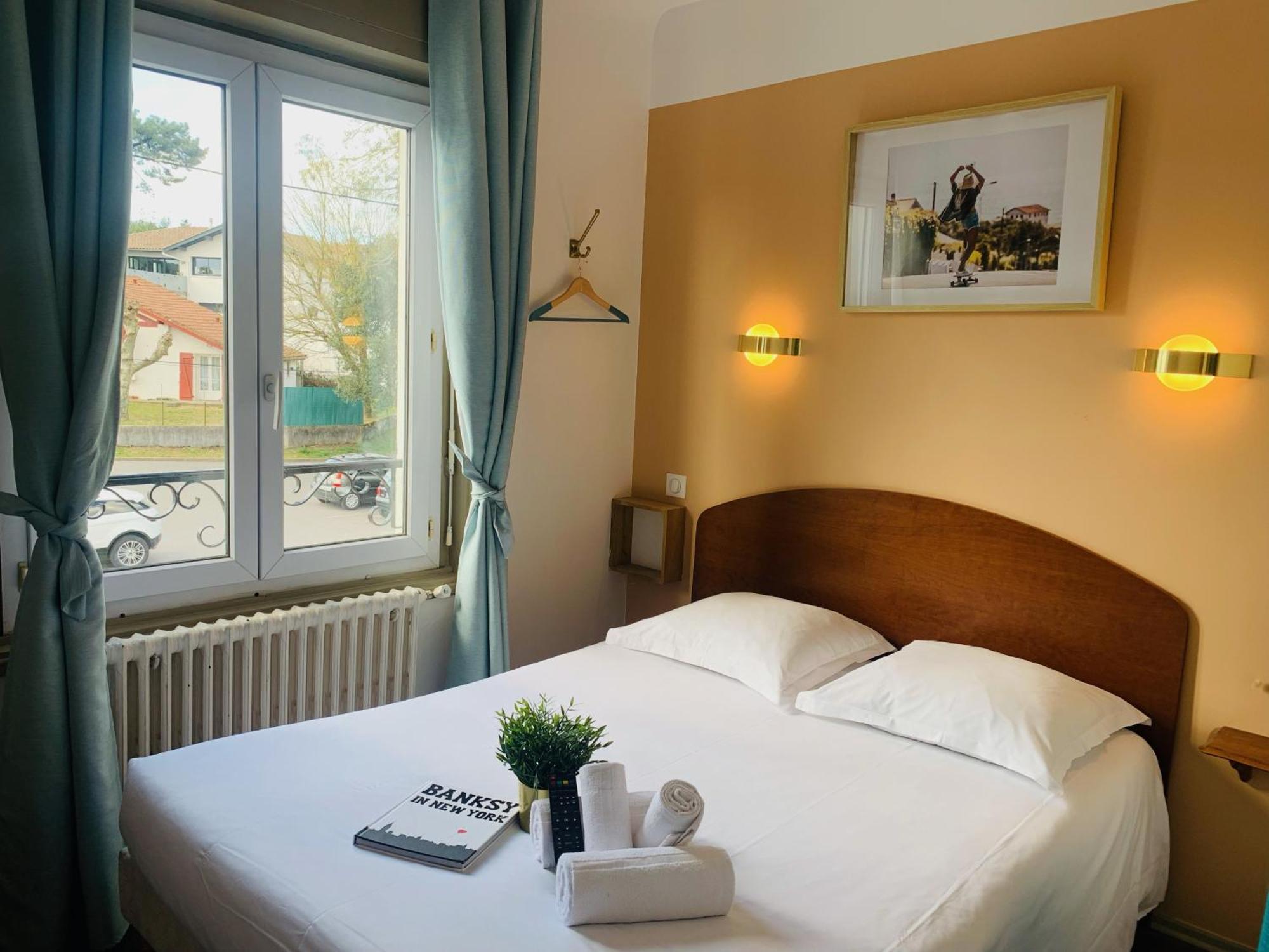 Hotel Fine Anglet Exterior photo
